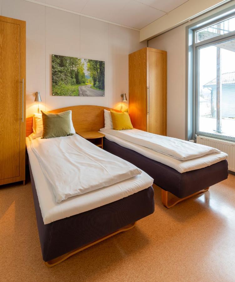 Vikingskipet Hotell Hamar  Extérieur photo