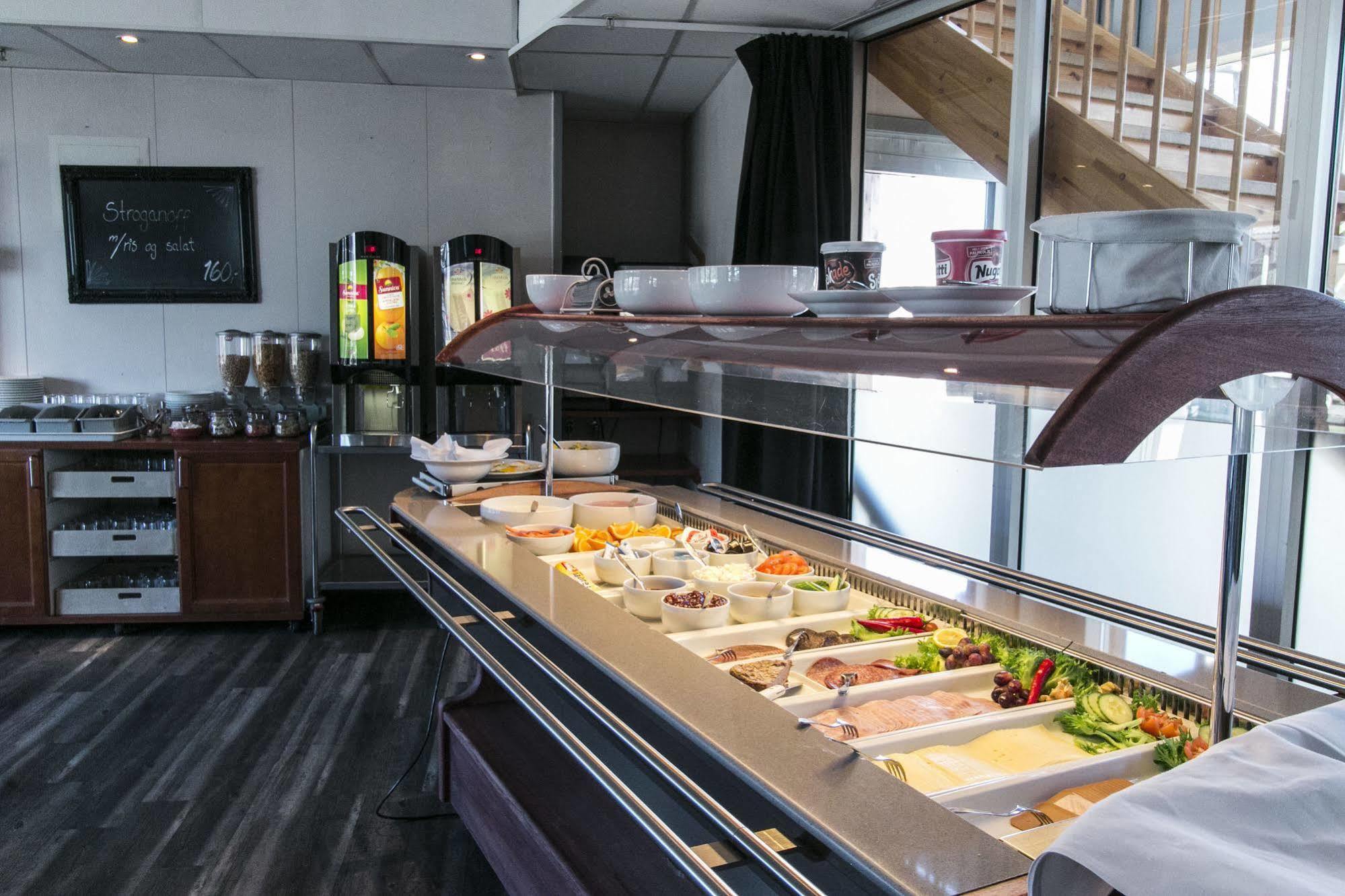 Vikingskipet Hotell Hamar  Extérieur photo